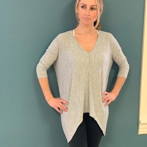 Bobi High-Low Top